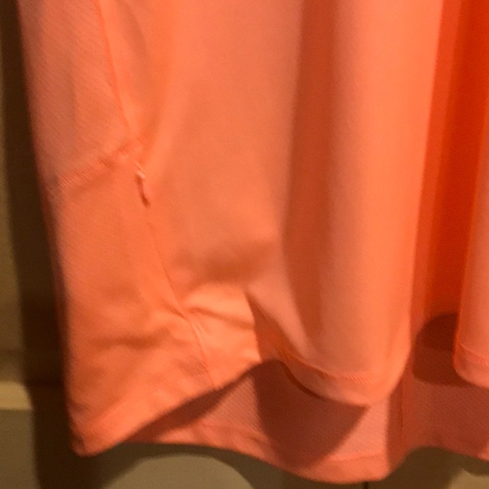 New C9 by Champion Top - Picture 3 of 9